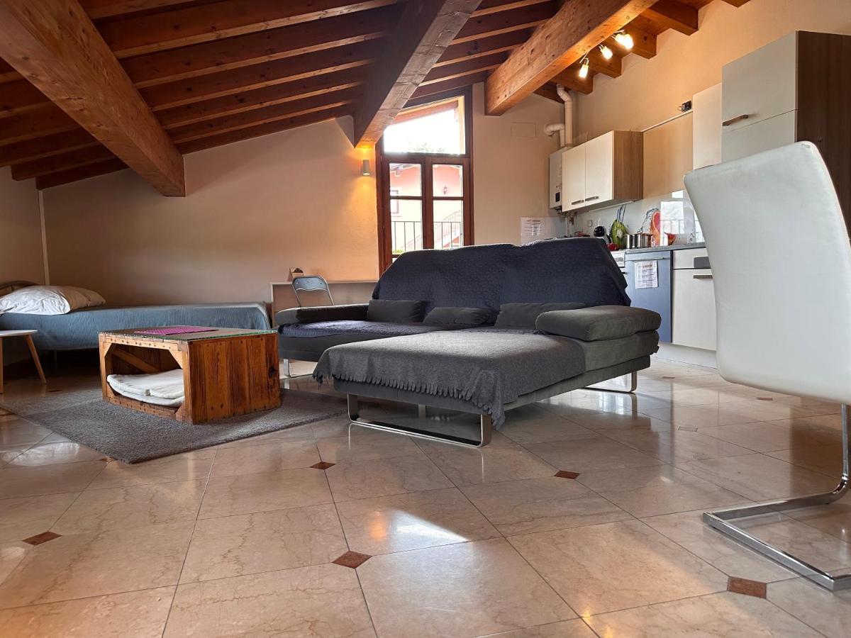 Loft Gardasee Lonato Exteriör bild