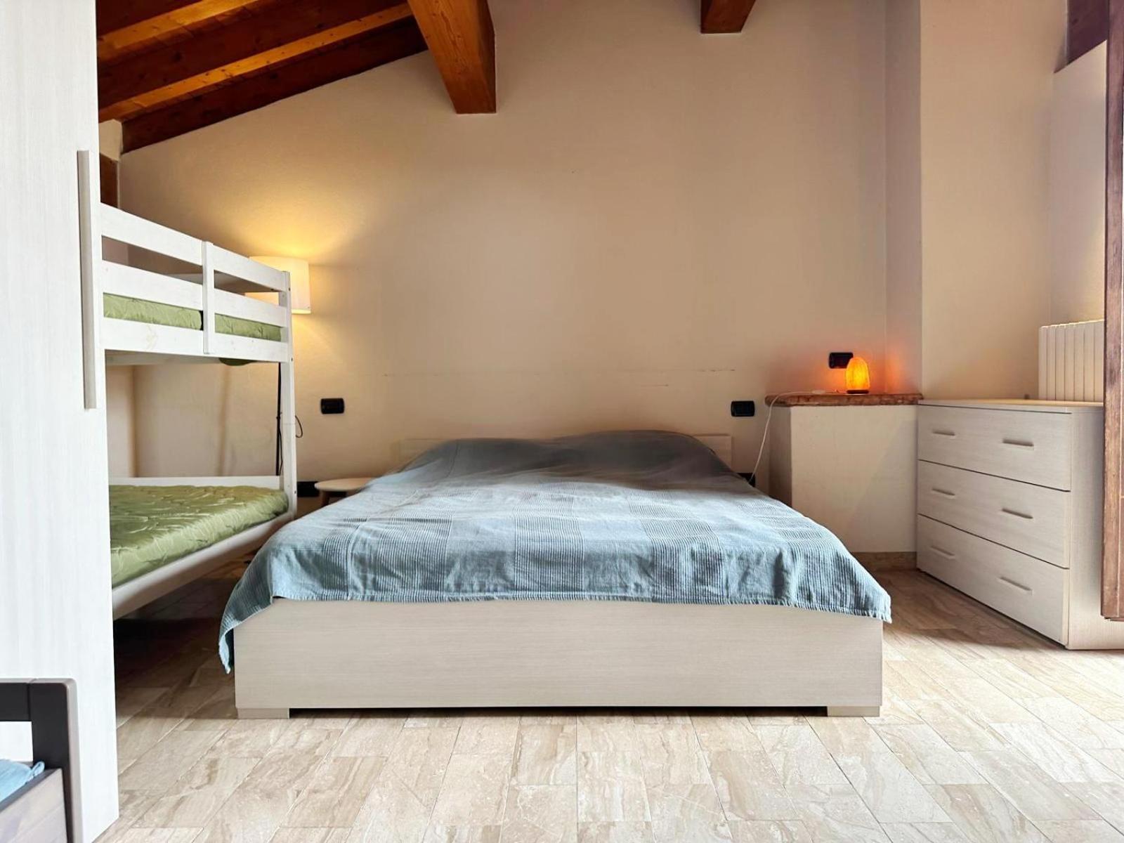 Loft Gardasee Lonato Exteriör bild
